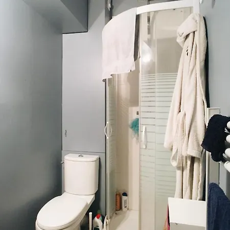 Hostnfly - Superb Bright Apt Near Parc Monceau * Paris